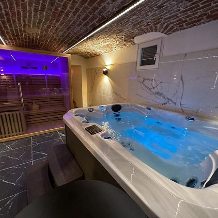 Le Bijou - Appartement, Sauna Et Jacuzzi - Lille Bagian luar foto