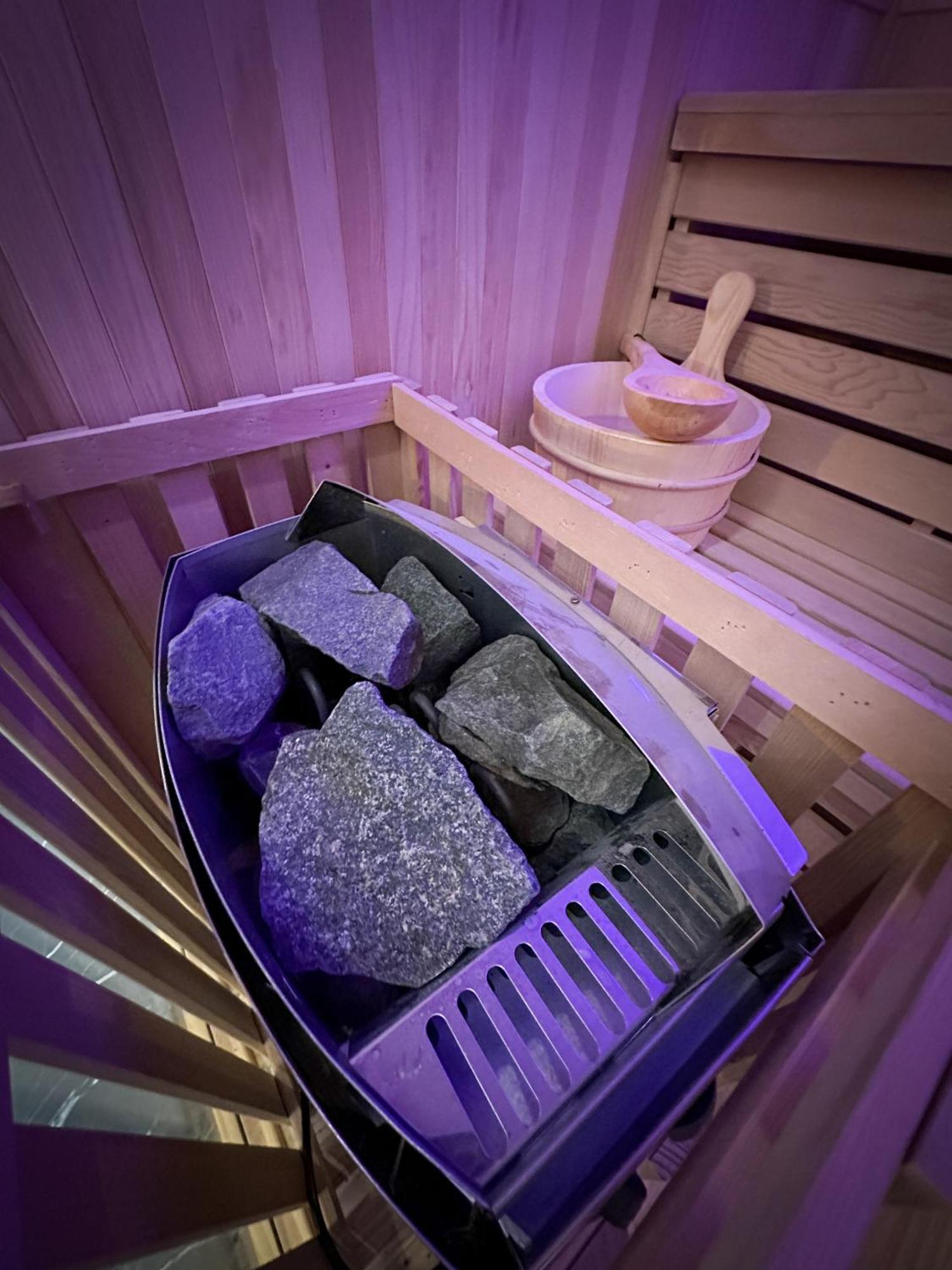 Le Bijou - Appartement, Sauna Et Jacuzzi - Lille Bagian luar foto