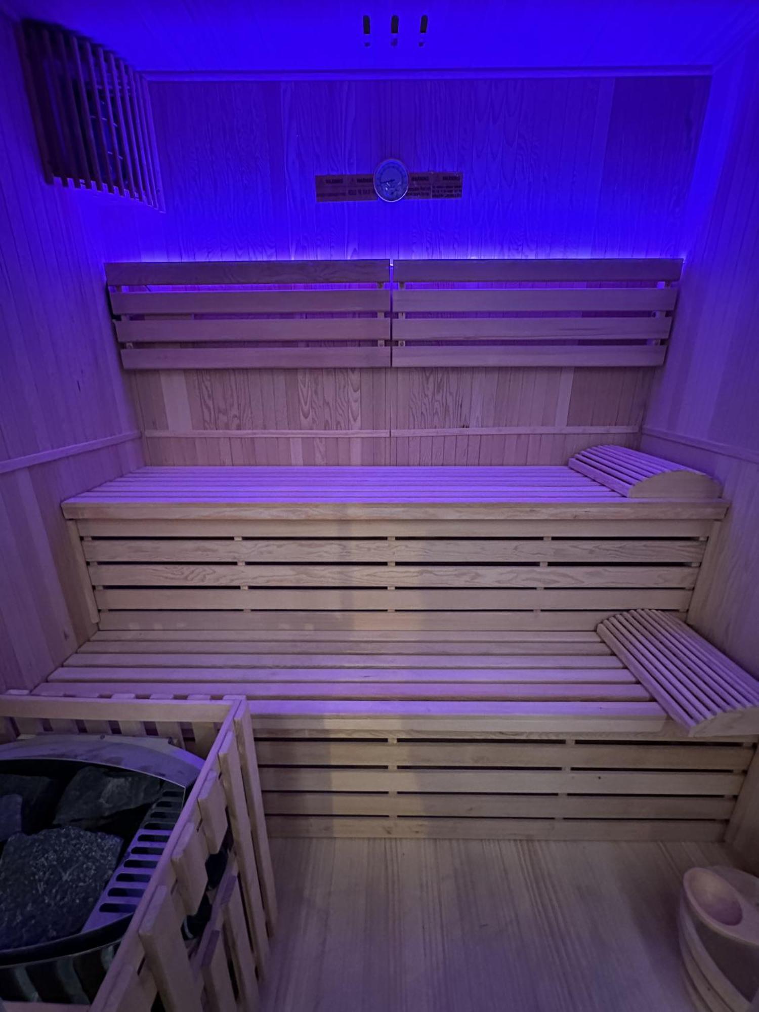 Le Bijou - Appartement, Sauna Et Jacuzzi - Lille Bagian luar foto