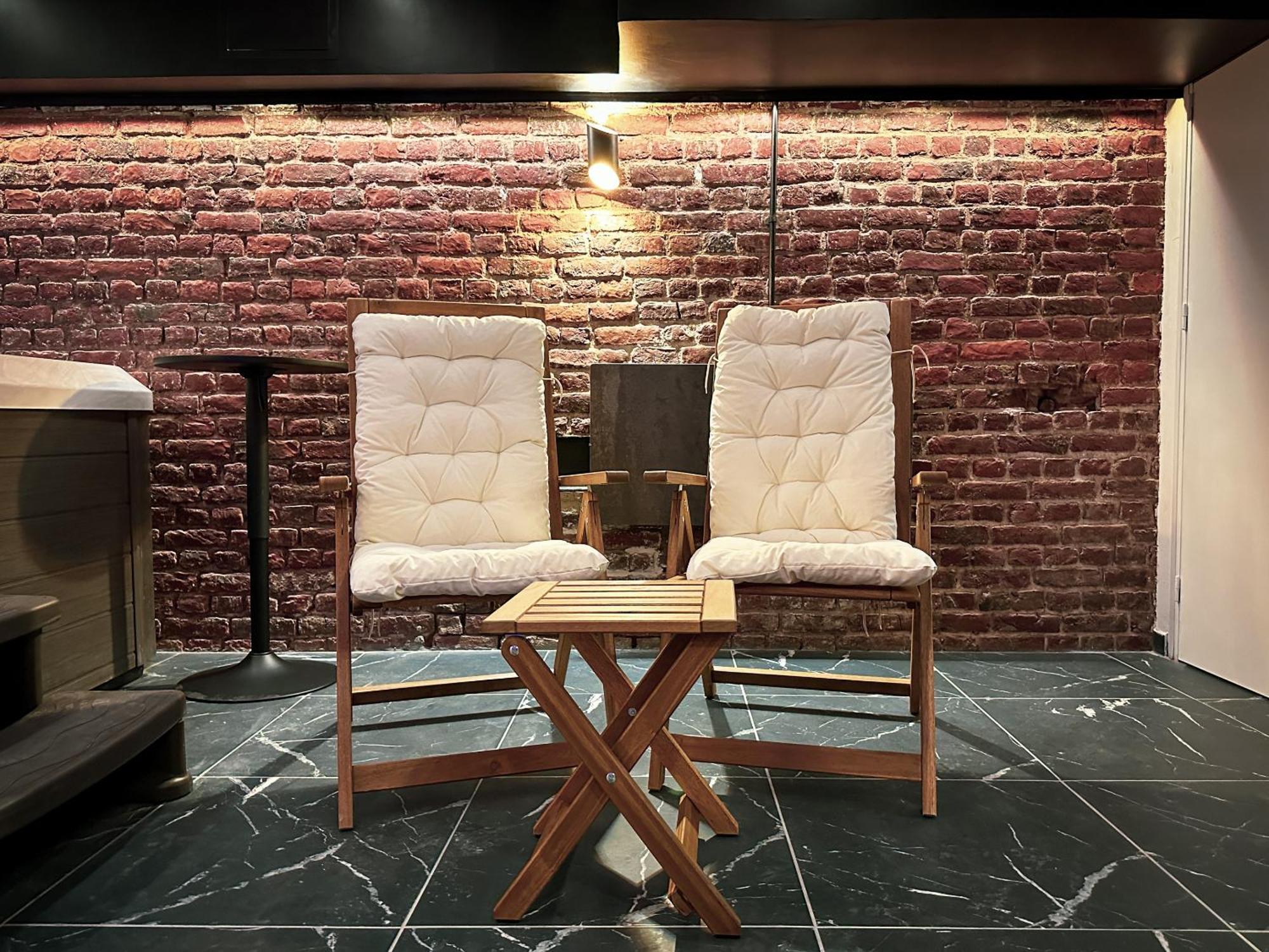 Le Bijou - Appartement, Sauna Et Jacuzzi - Lille Bagian luar foto